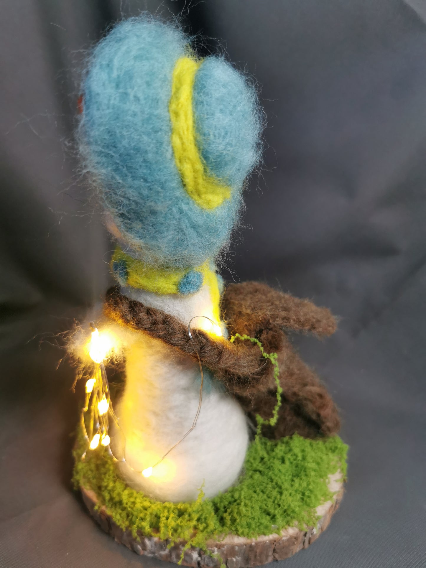 Lustiger Filz Schneemann mit Lichterkette