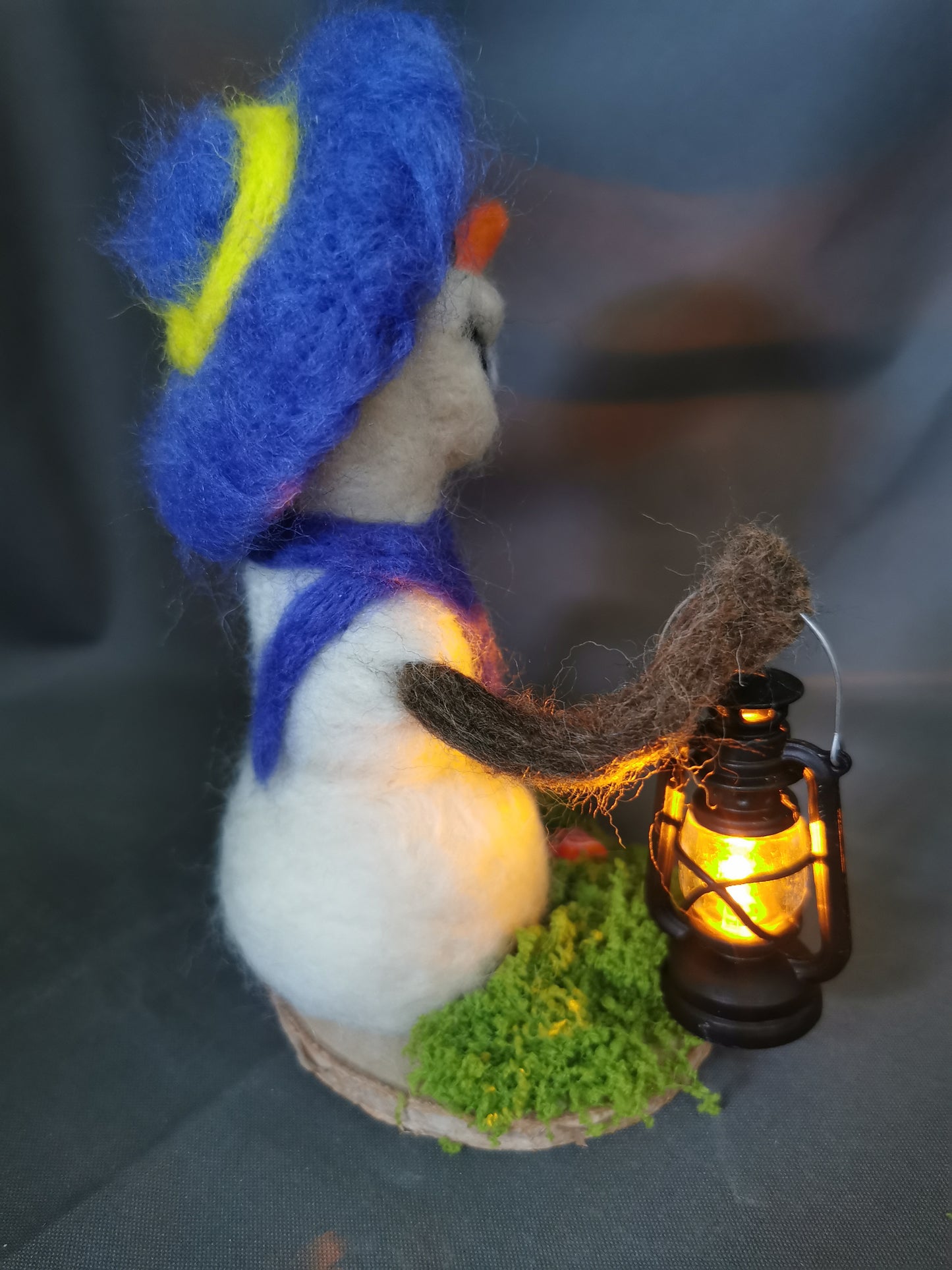 Lustiger Filz Schneemann mit Leuchte