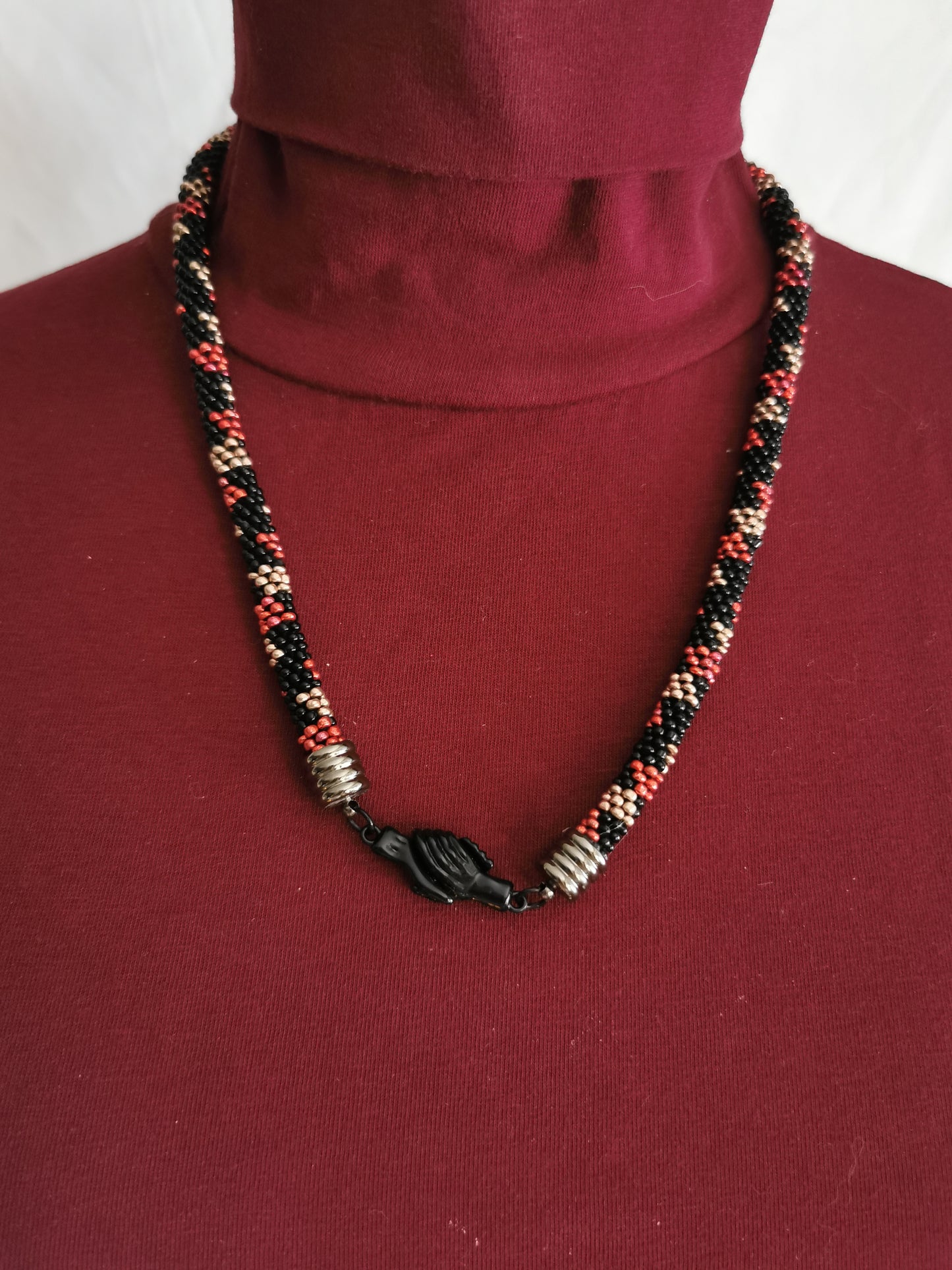 Set Perlenhäkelkette mit Armband Modell 114