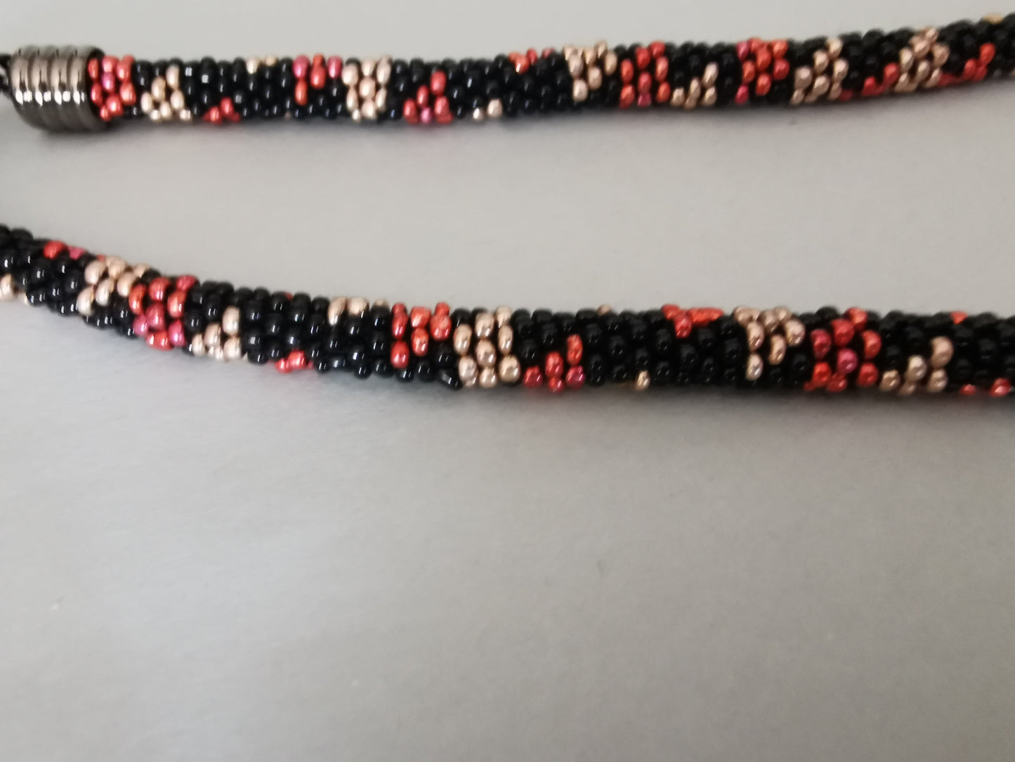 Set Perlenhäkelkette mit Armband Modell 114