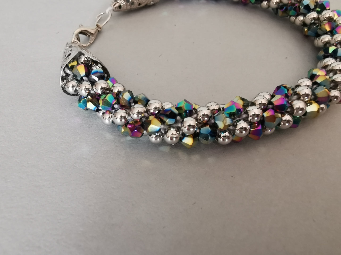 Perlenhäkelarmband Modell 125