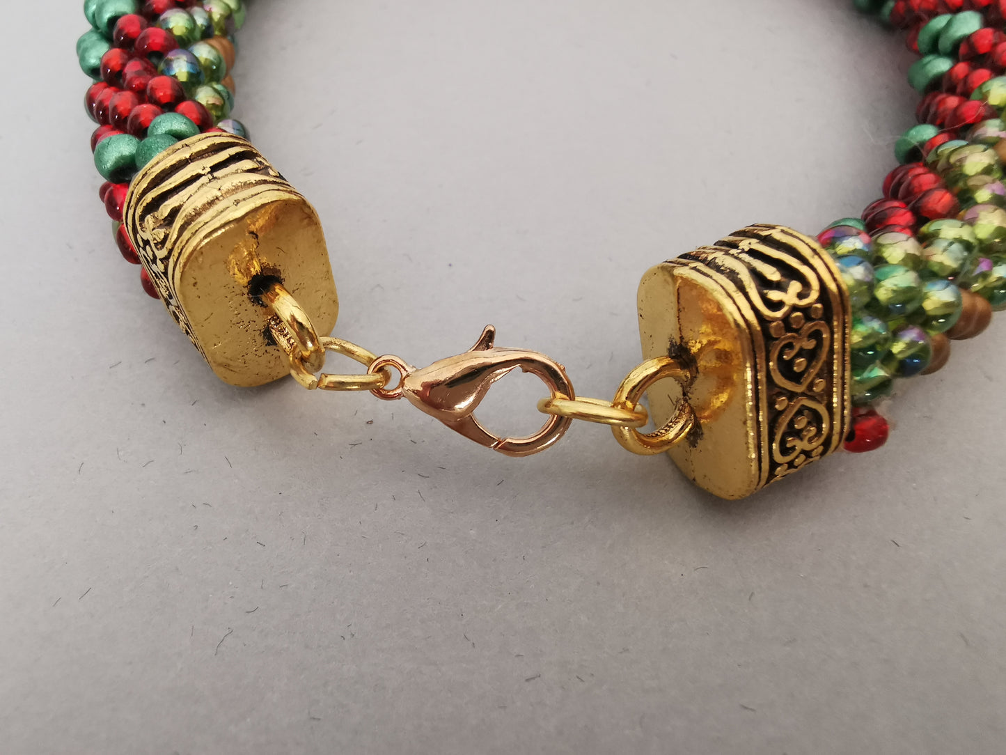 Perlenhäkelarmband Modell 135