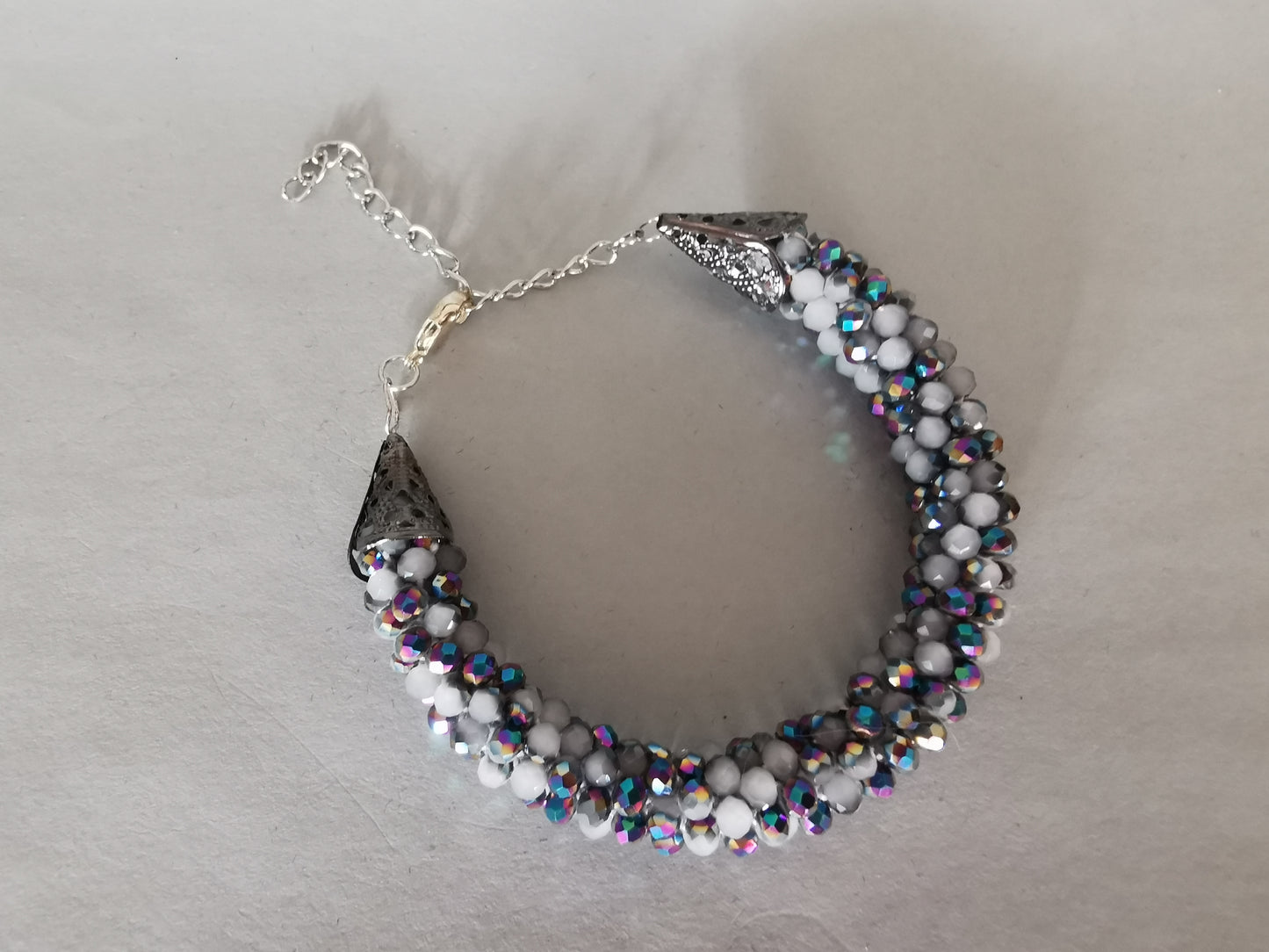Perlenhäkelarmband Modell 136