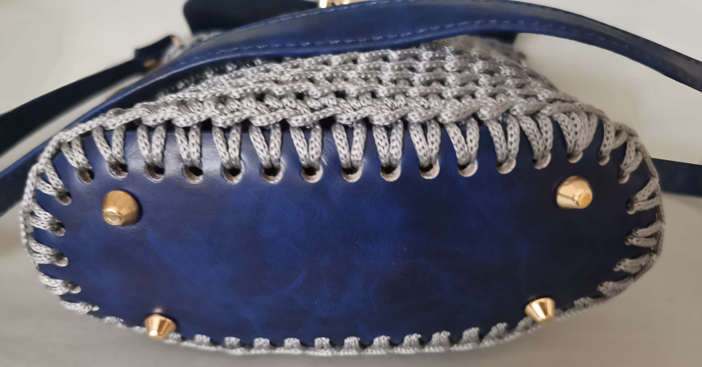 Handtasche blau/grau mit Zusatzinnentasche