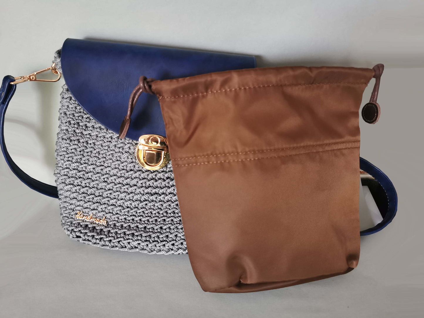 Handtasche blau/grau mit Zusatzinnentasche