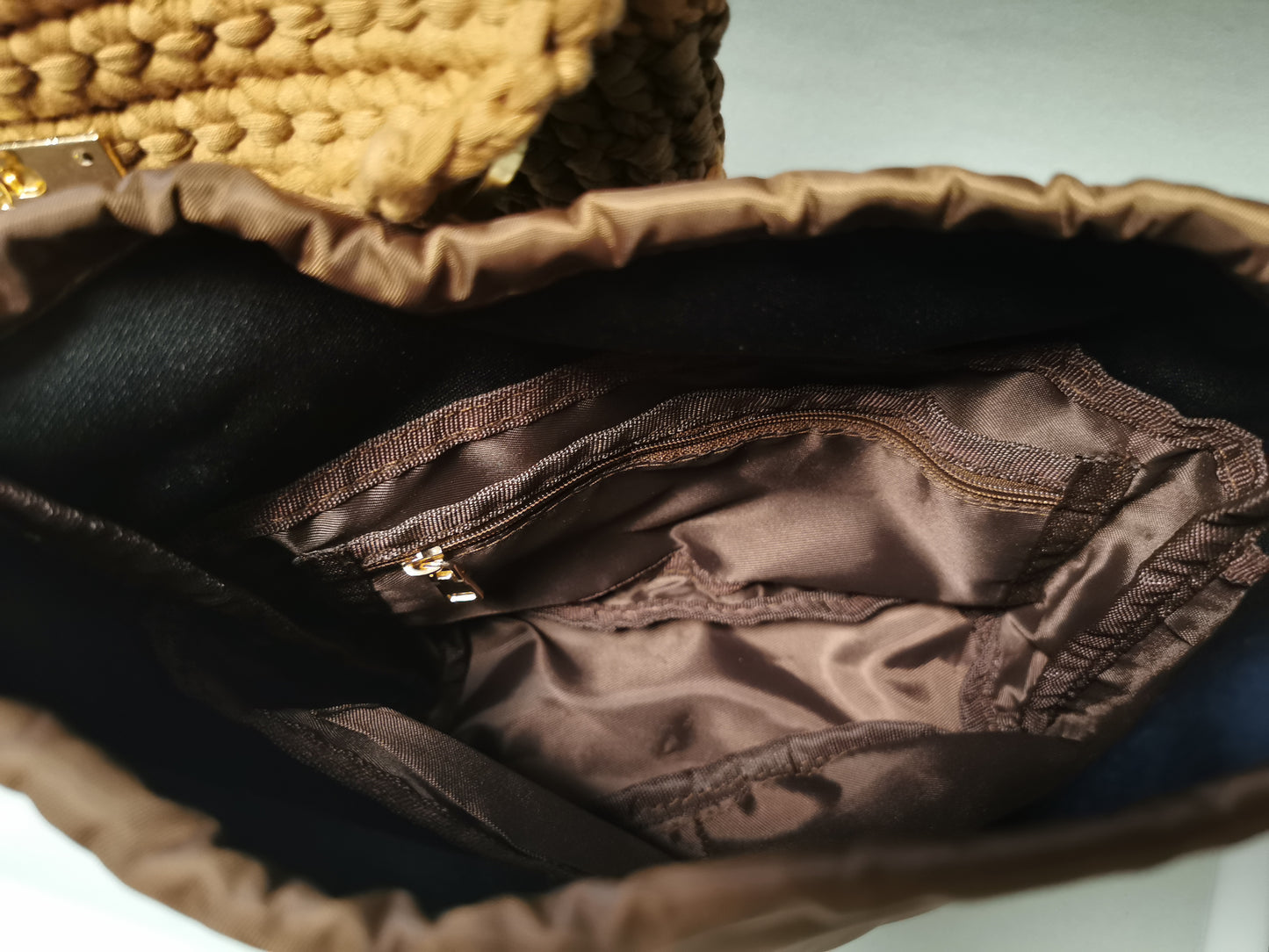 Handtasche aus T-Shirt Wolle und Zusatzinnentasche
