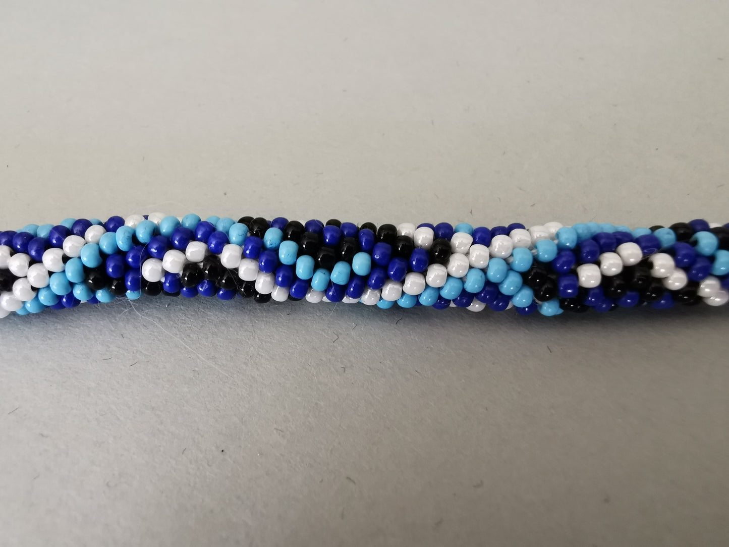 Perlenhäkelkette Modell 61