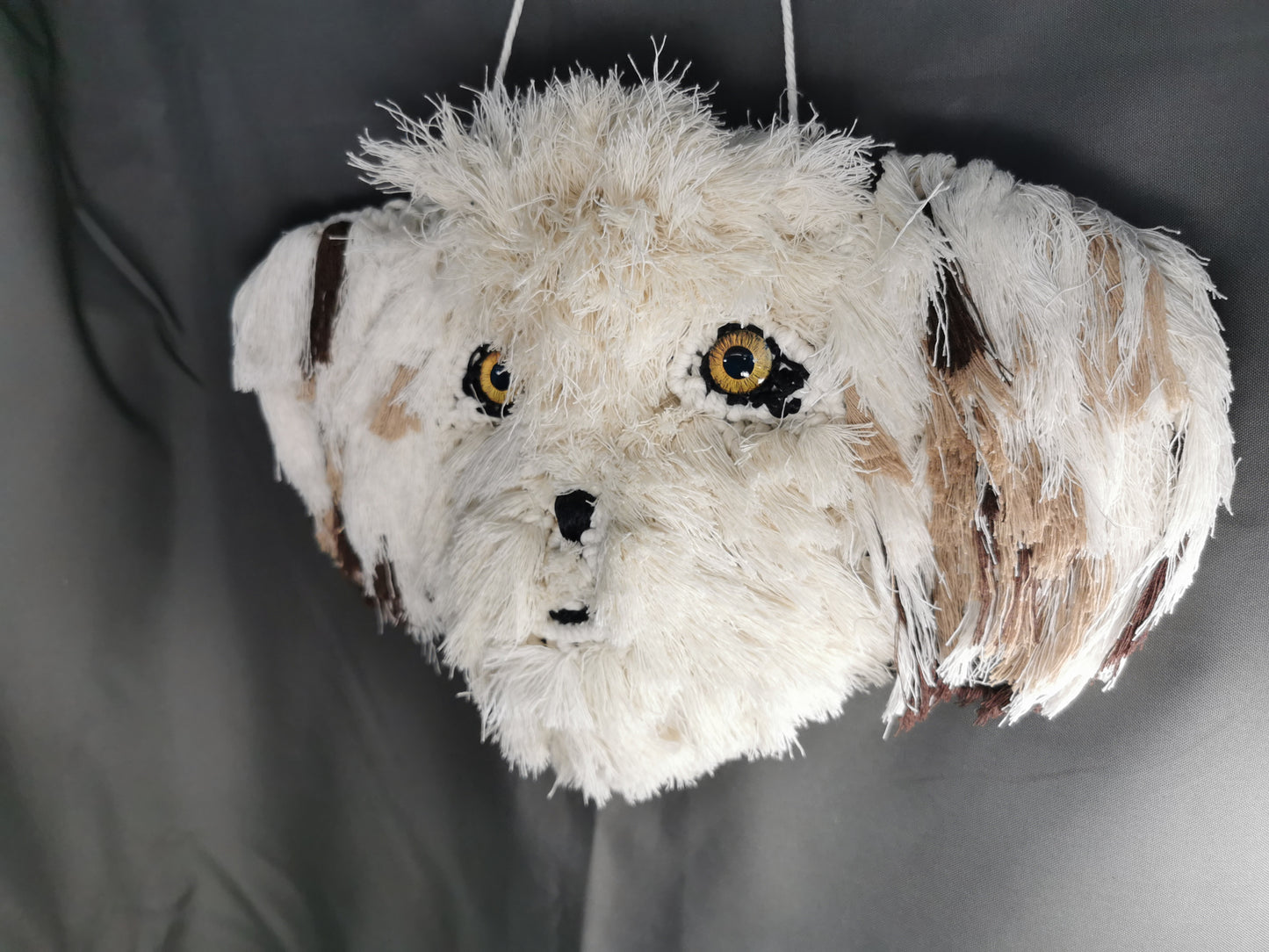 Wandschmuck Makramee Hund