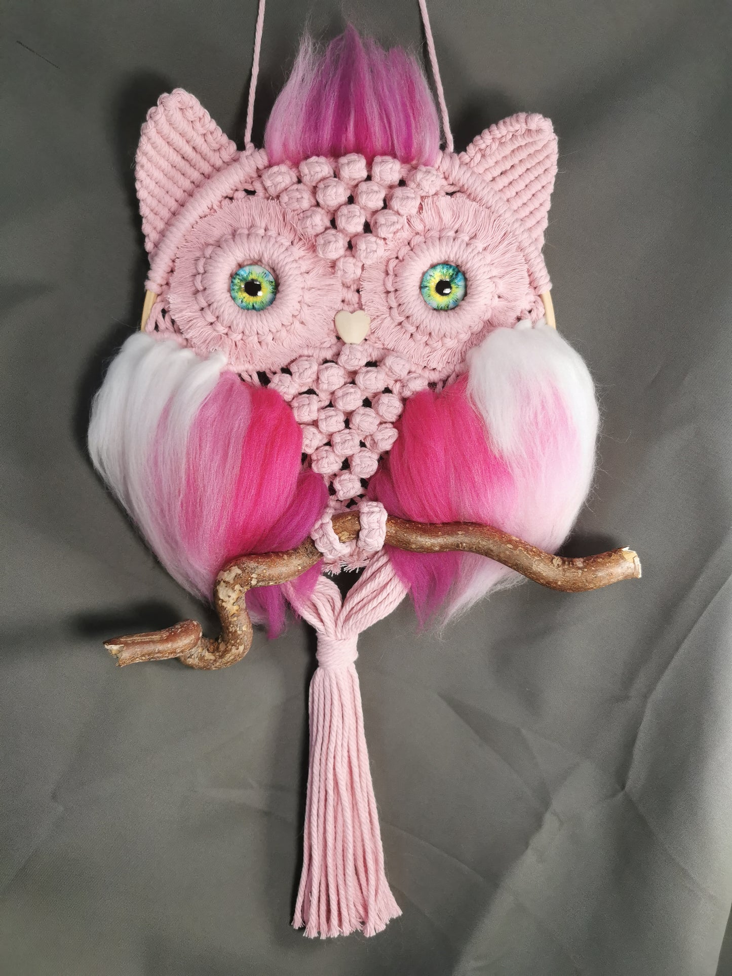 Wandschmuck Makramee rosa