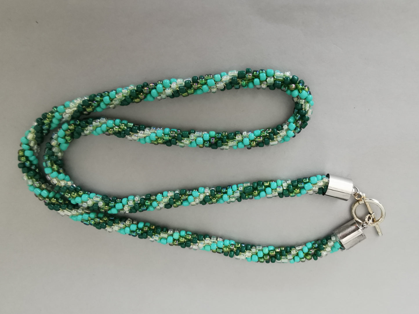 Perlenhäkelkette Modell 94