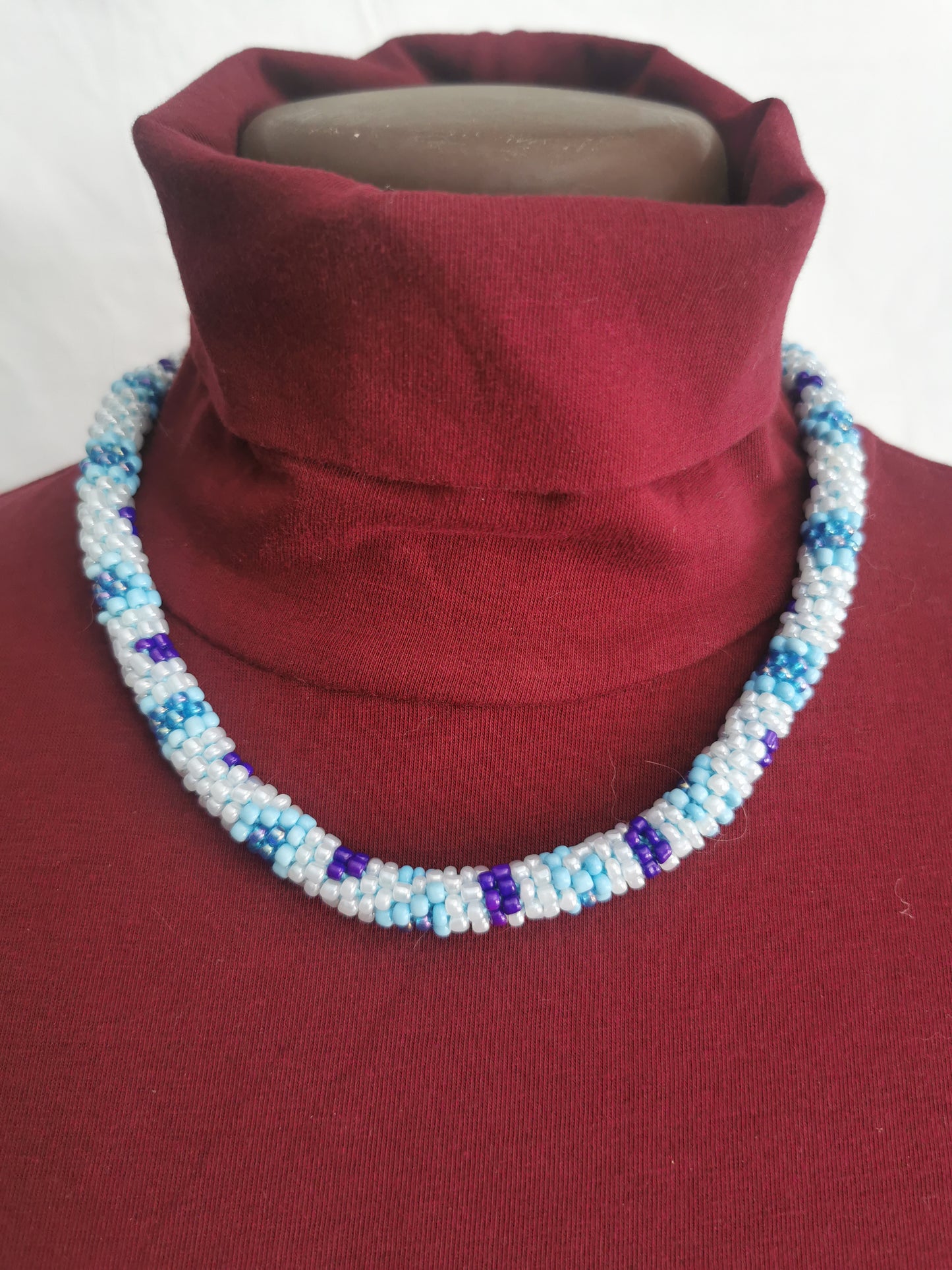 Perlenhäkelkette Modell 96