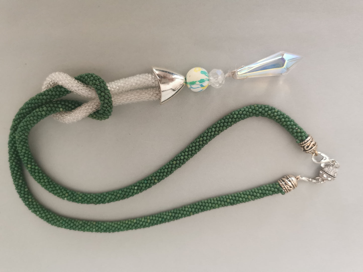 Perlenhäkelkette Modell 98
