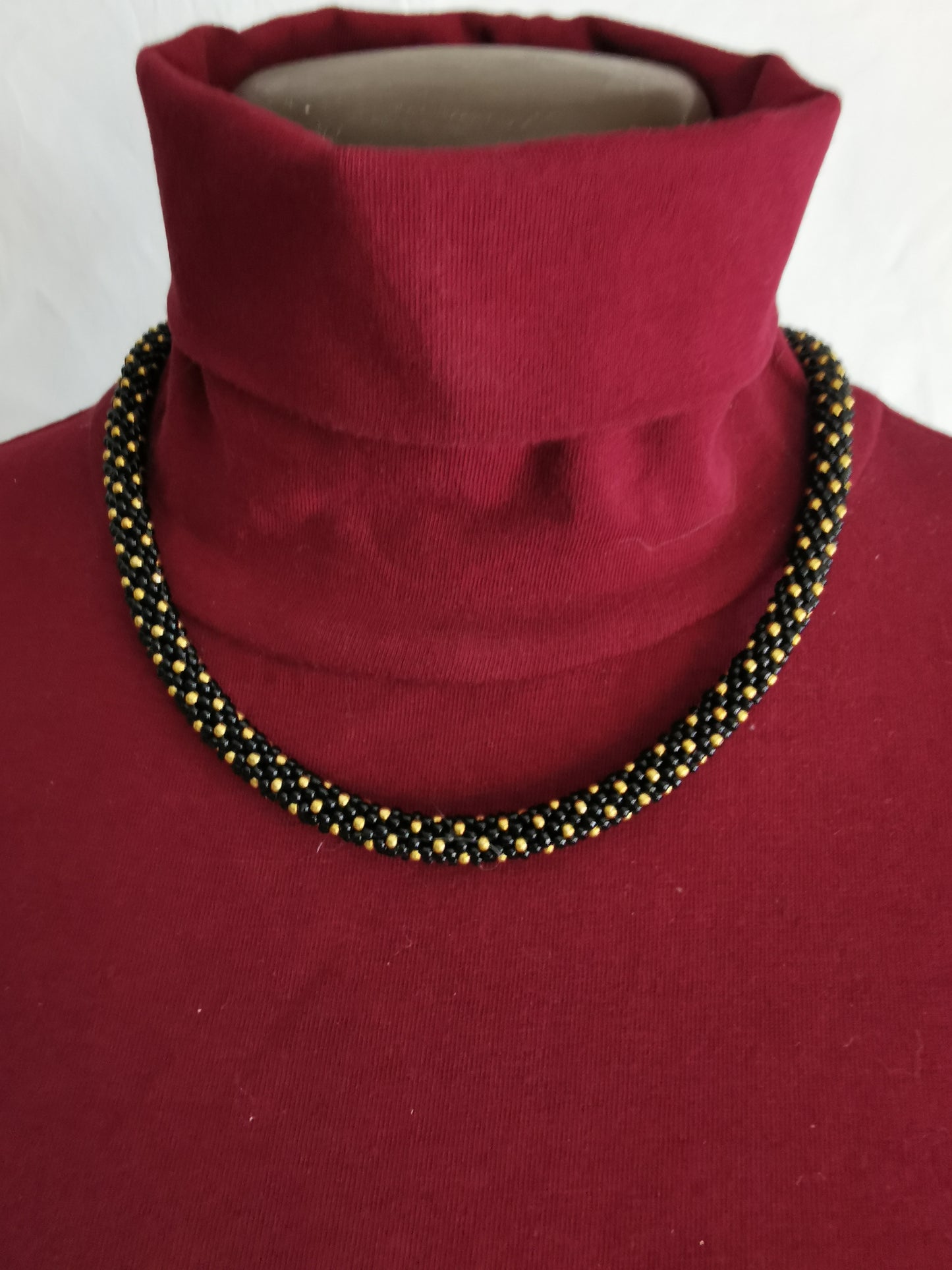 Set Perlenhäkelkette mit Armband Modell 115