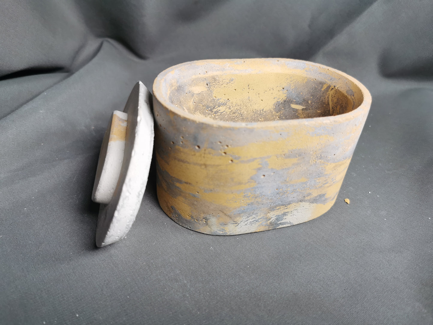 Elipse Betondose mit Deckel