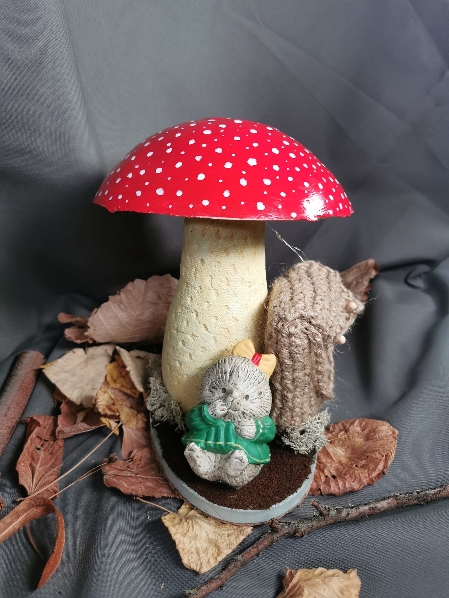 Betonpilz Fliegenpilz mit Leuchte