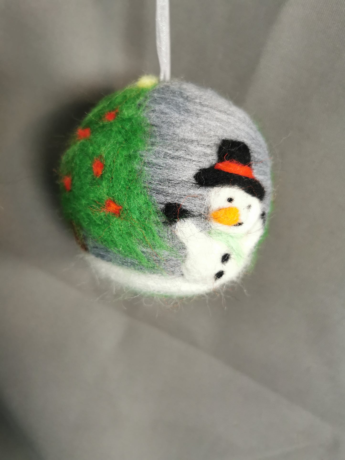 gefilzte Weihnachtskugeln