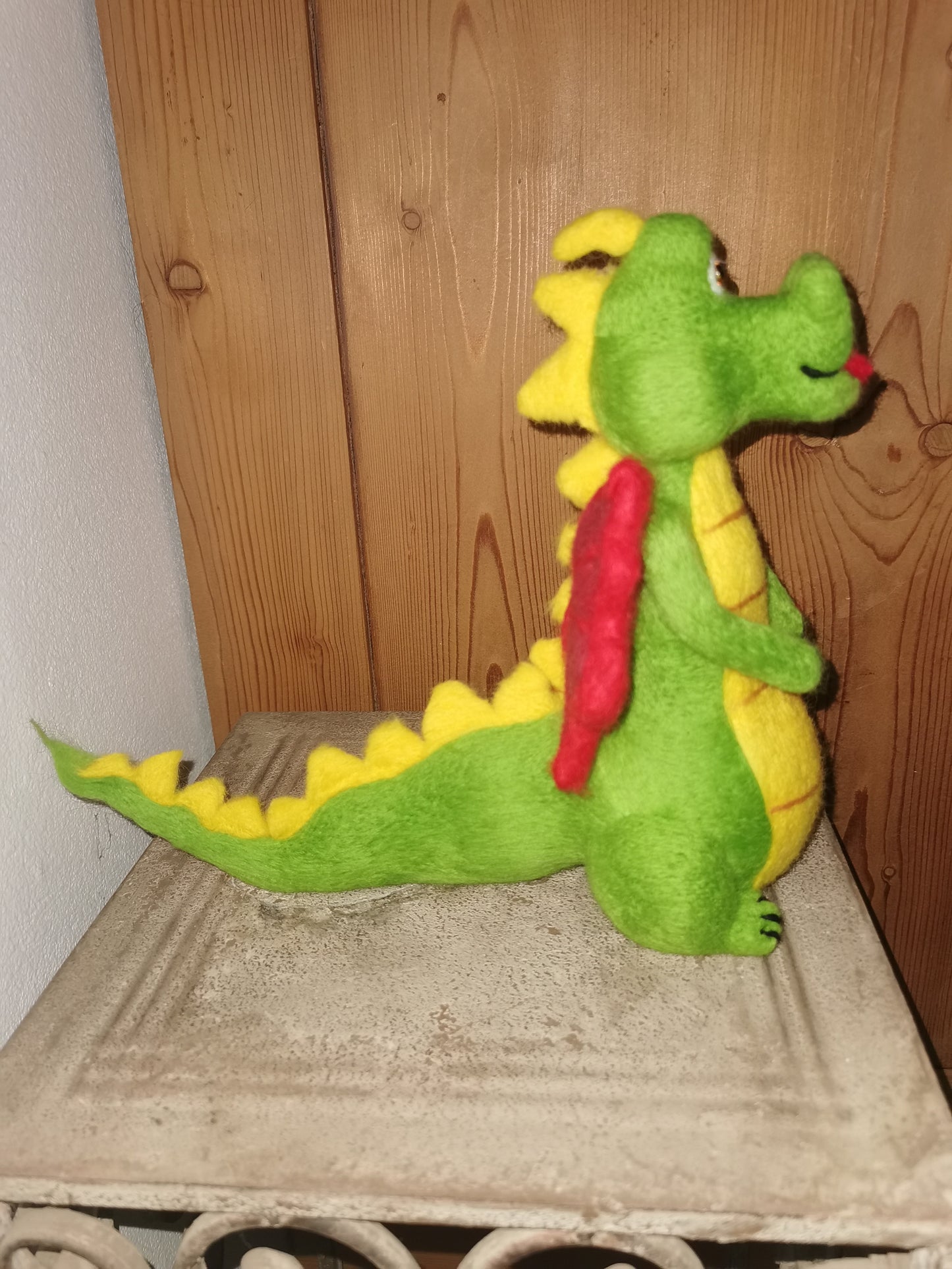 Drache groß grün
