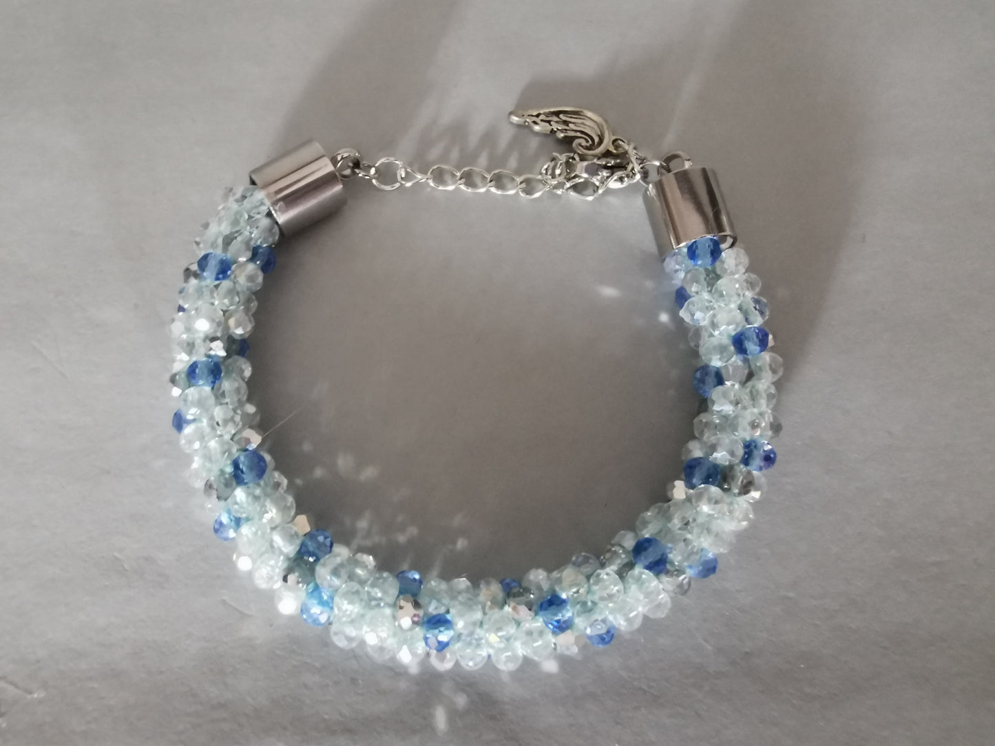 Set Perlenhäkelkette mit Armband und Ohrringen Modell 116