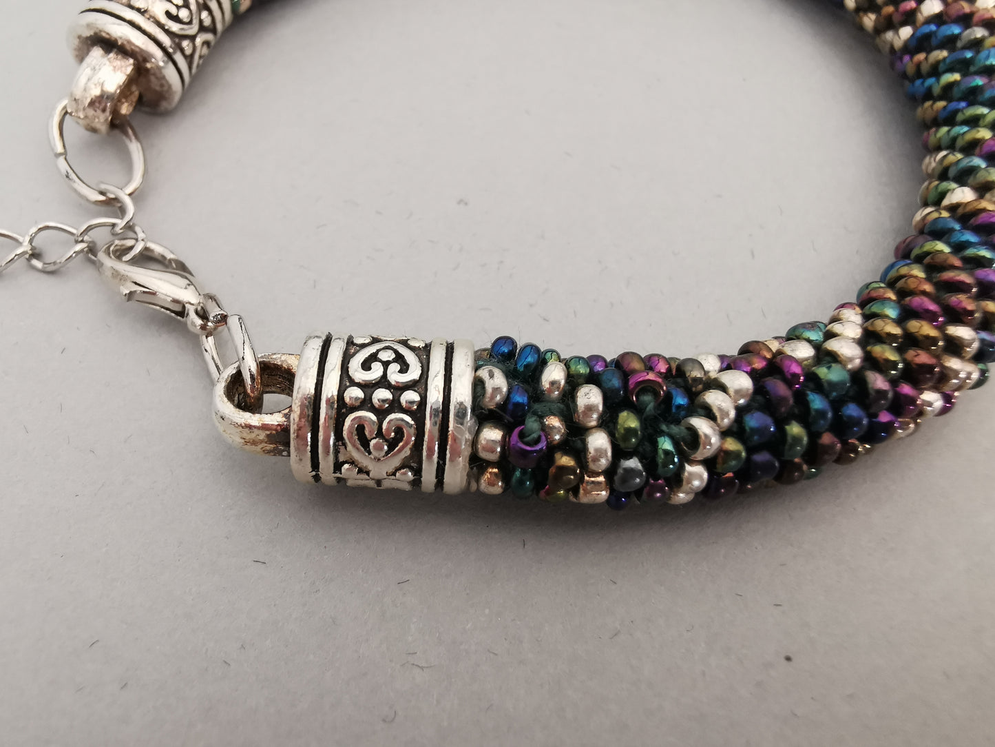 Perlenhäkelarmband Modell 139
