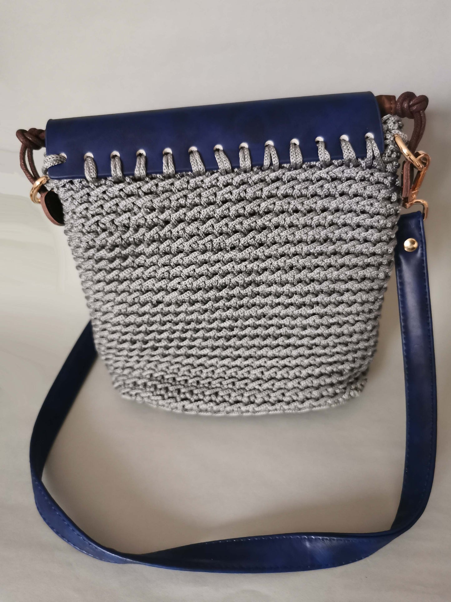 Handtasche blau/grau mit Zusatzinnentasche