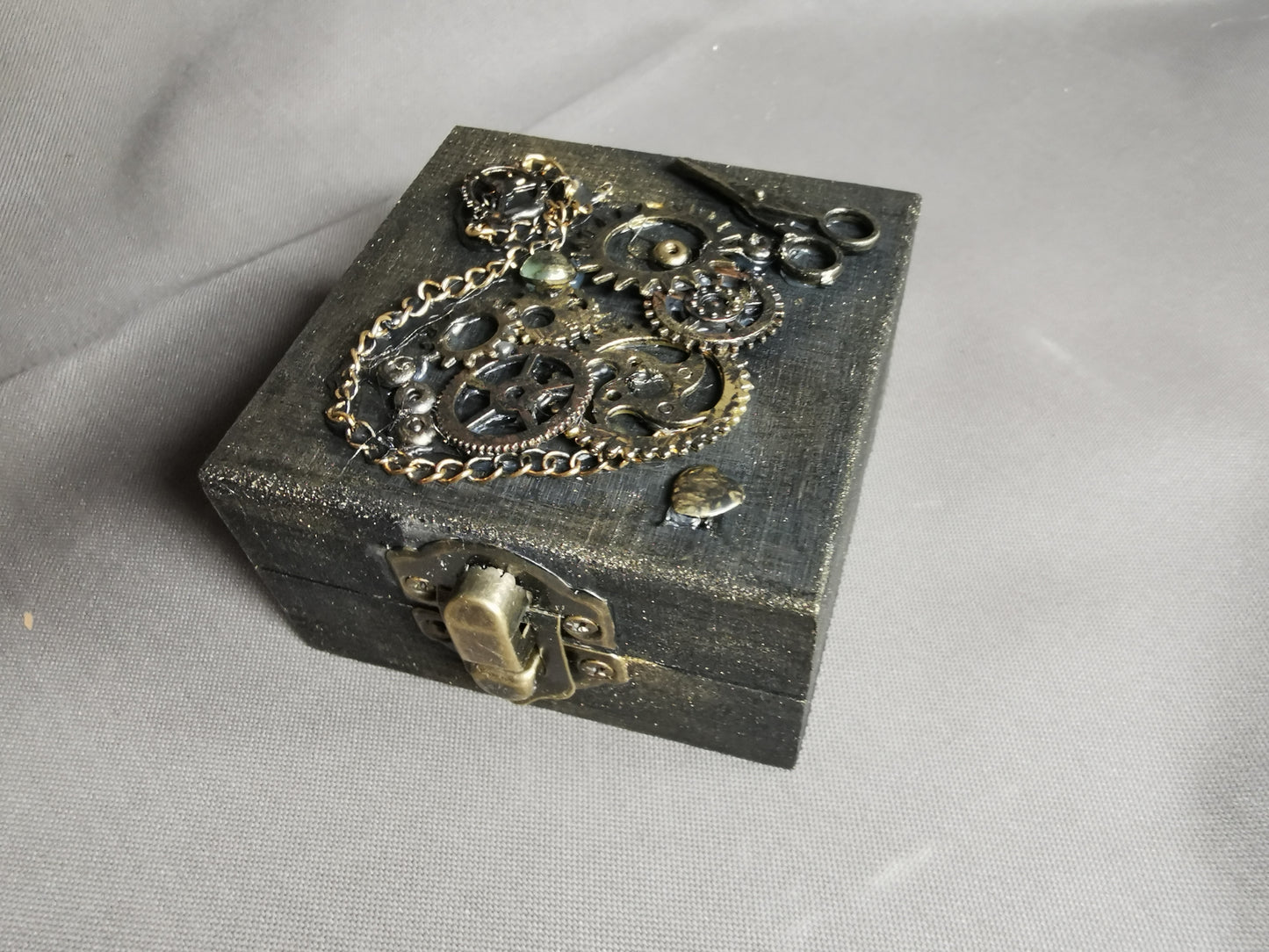 kleine Holzschachtel - Steampunk mit Verschluss