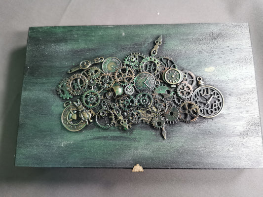 Holzschachtel - Steampunk mit Verschluss