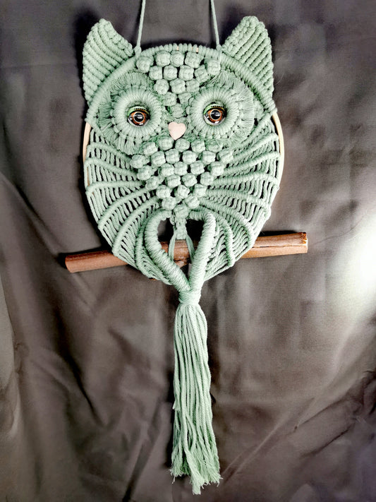 Wandschmuck Makramee grüne Eule