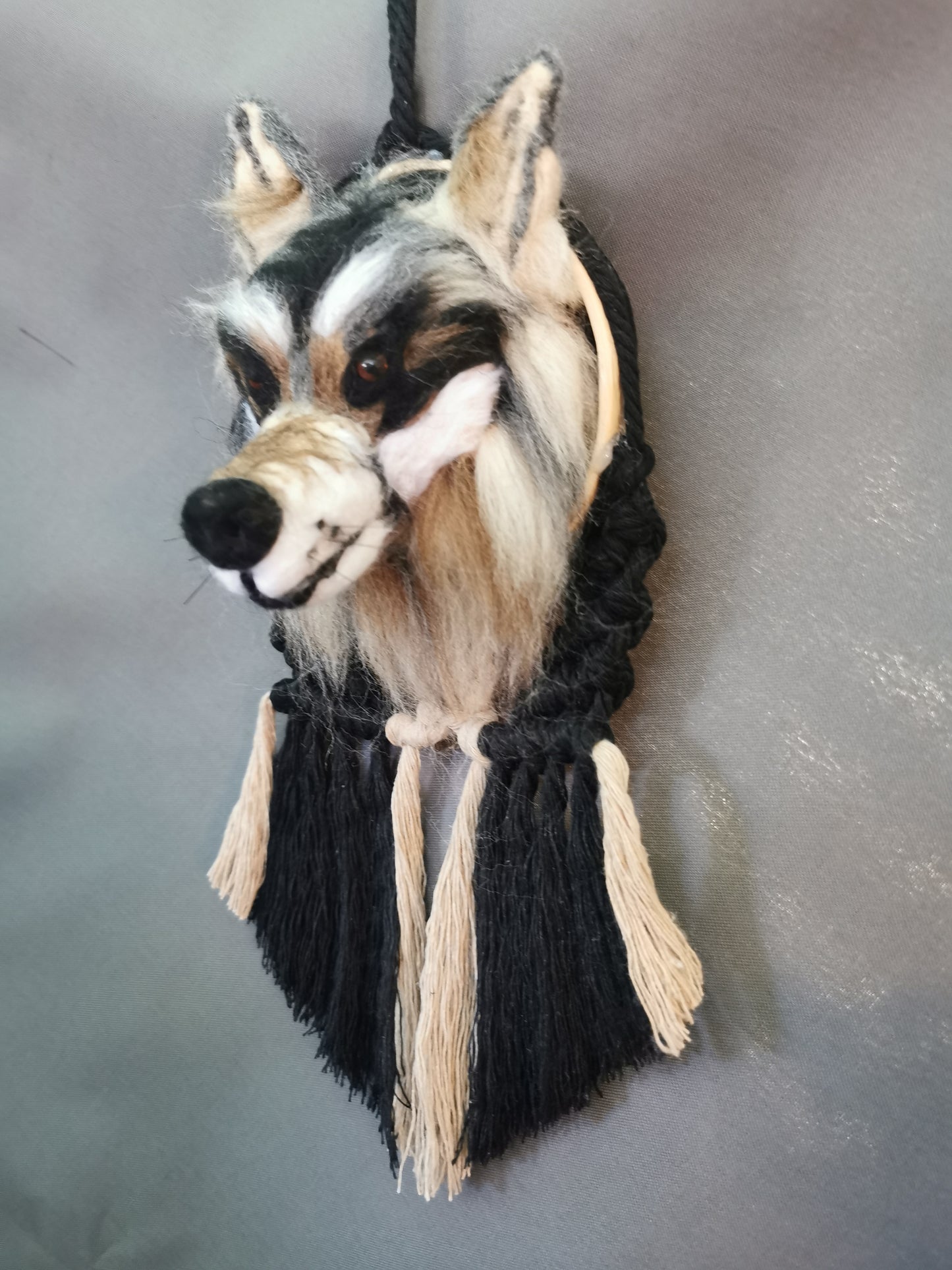 Wandschmuck kleiner Filz Wolf