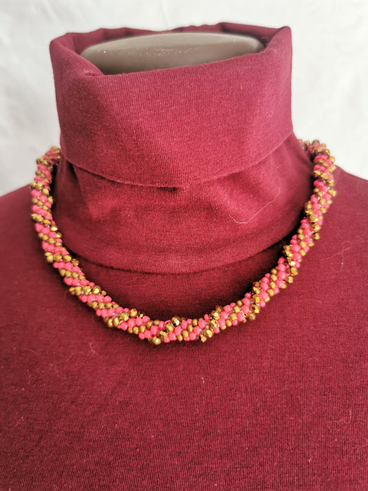 Perlenhäkelkette Modell 74